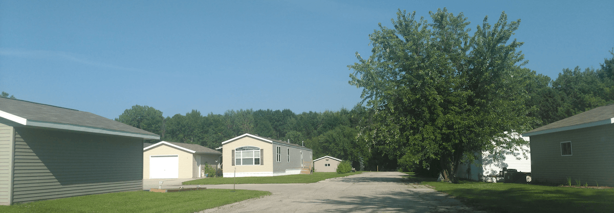 634 E Frontage Rd Little Suamico WI 54141